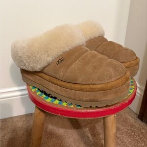 UGG Tazzlita slippers